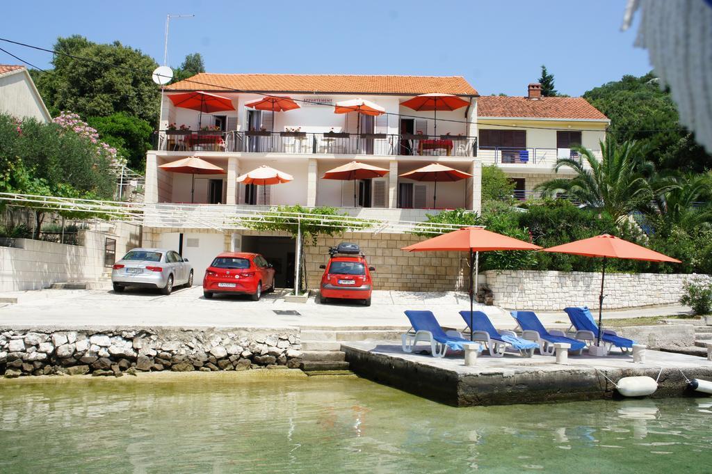 Apartments Segedin Zrnovo Esterno foto